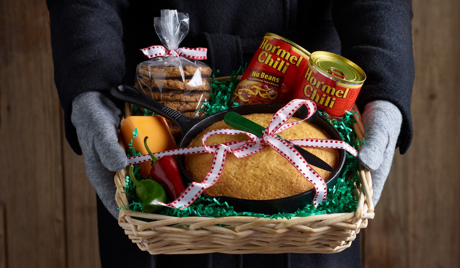 Holiday Basket Ideas Your Friends and Family will Love | Inspired